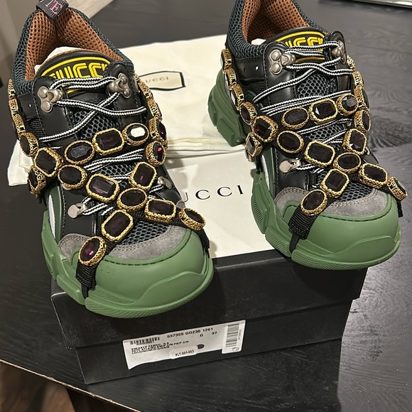 Gucci Shoes - New authentic Gucci shoes